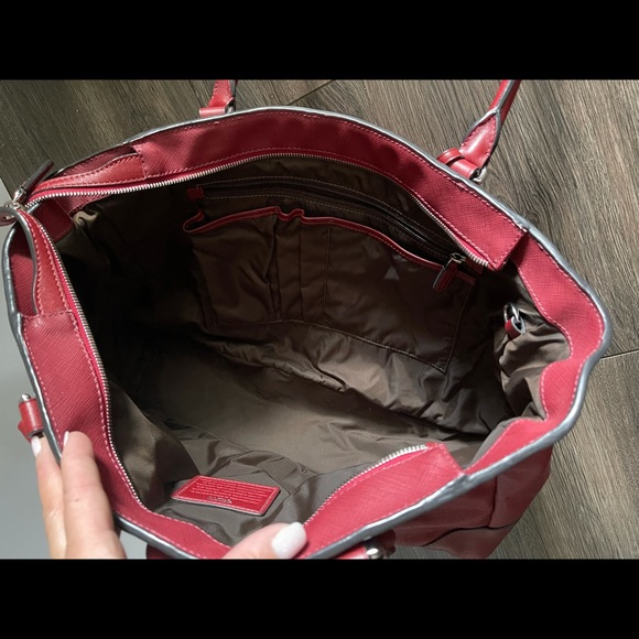 TUMI | Travel Tote Bag - Picture 7 of 16